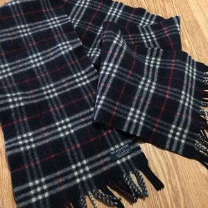 Burberry navy check lambswool scarf